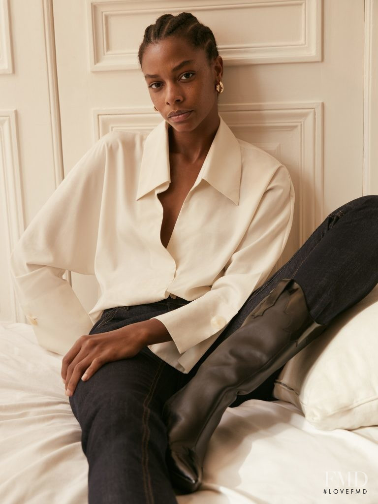 Karly Loyce featured in  the Mango advertisement for Autumn/Winter 2018