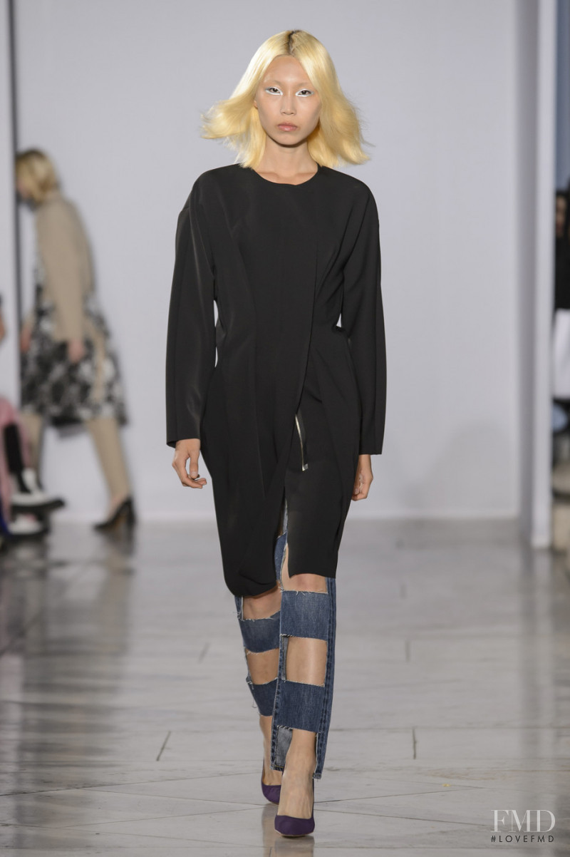 Lutz Huelle fashion show for Spring/Summer 2018