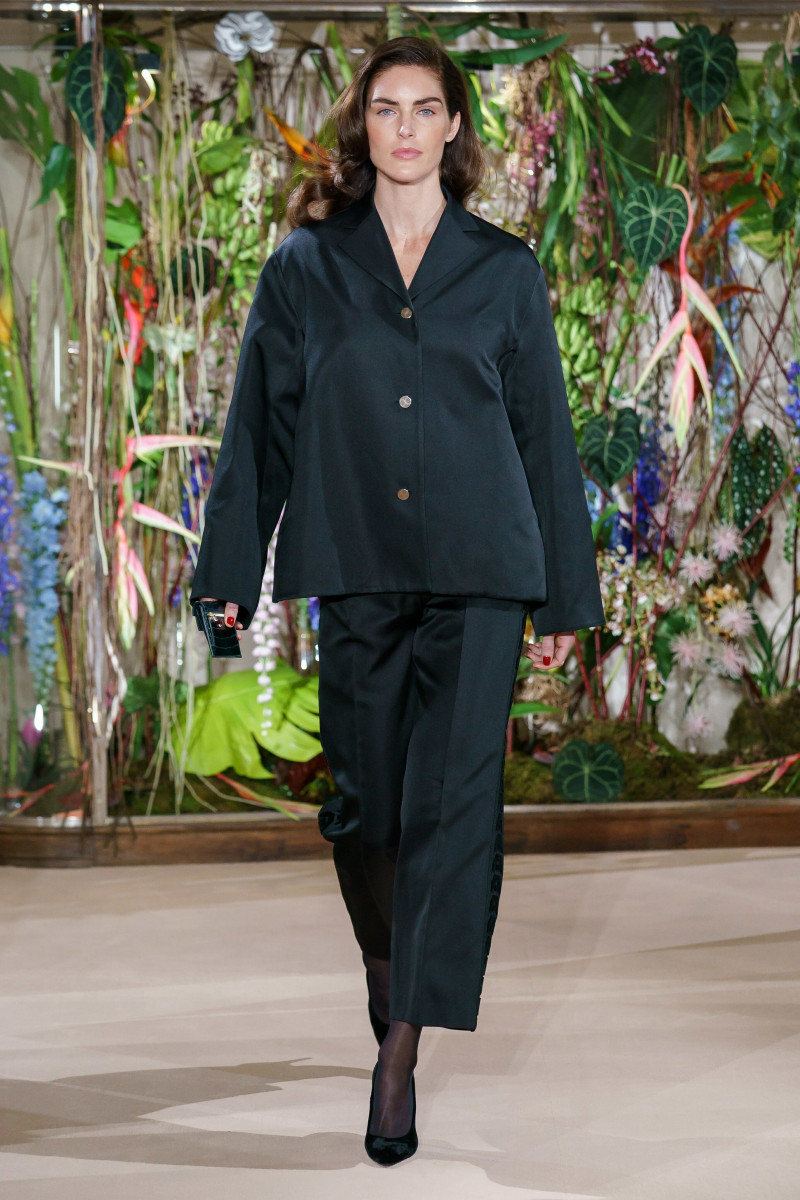 Hilary Rhoda featured in  the Hermès fashion show for Pre-Fall 2019