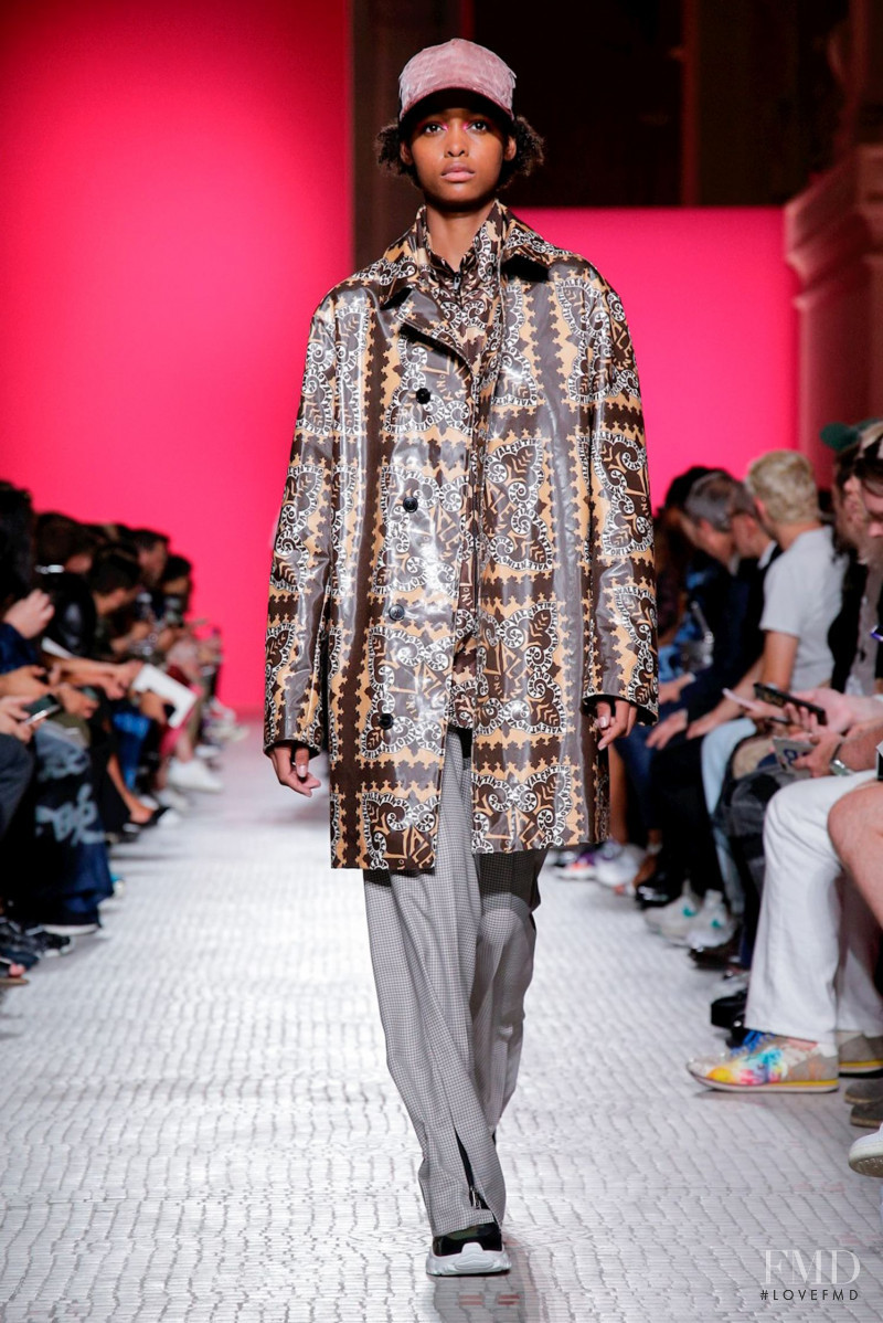 Blesnya Minher featured in  the Valentino fashion show for Spring/Summer 2019