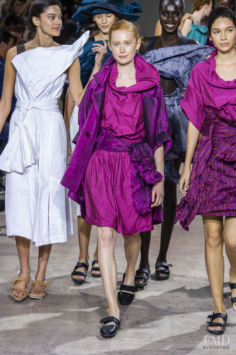 Issey Miyake fashion show for Spring/Summer 2019