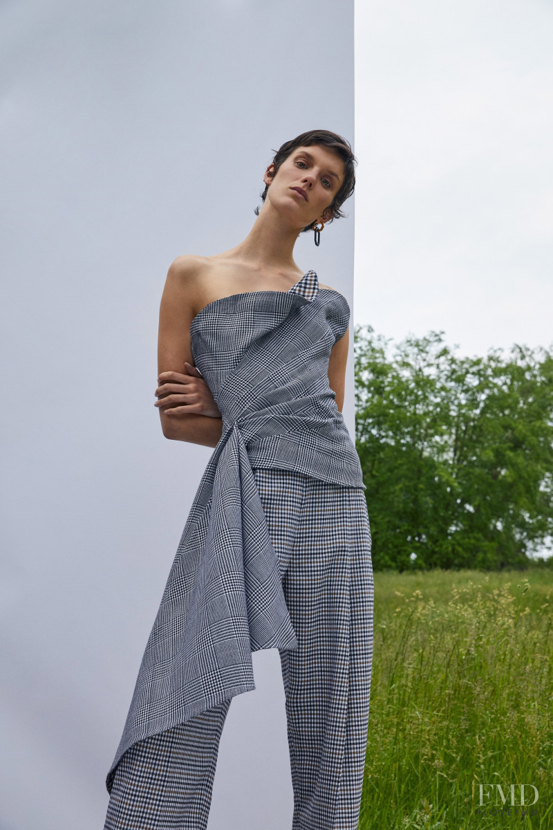 Marte Mei van Haaster featured in  the Oscar de la Renta lookbook for Resort 2020