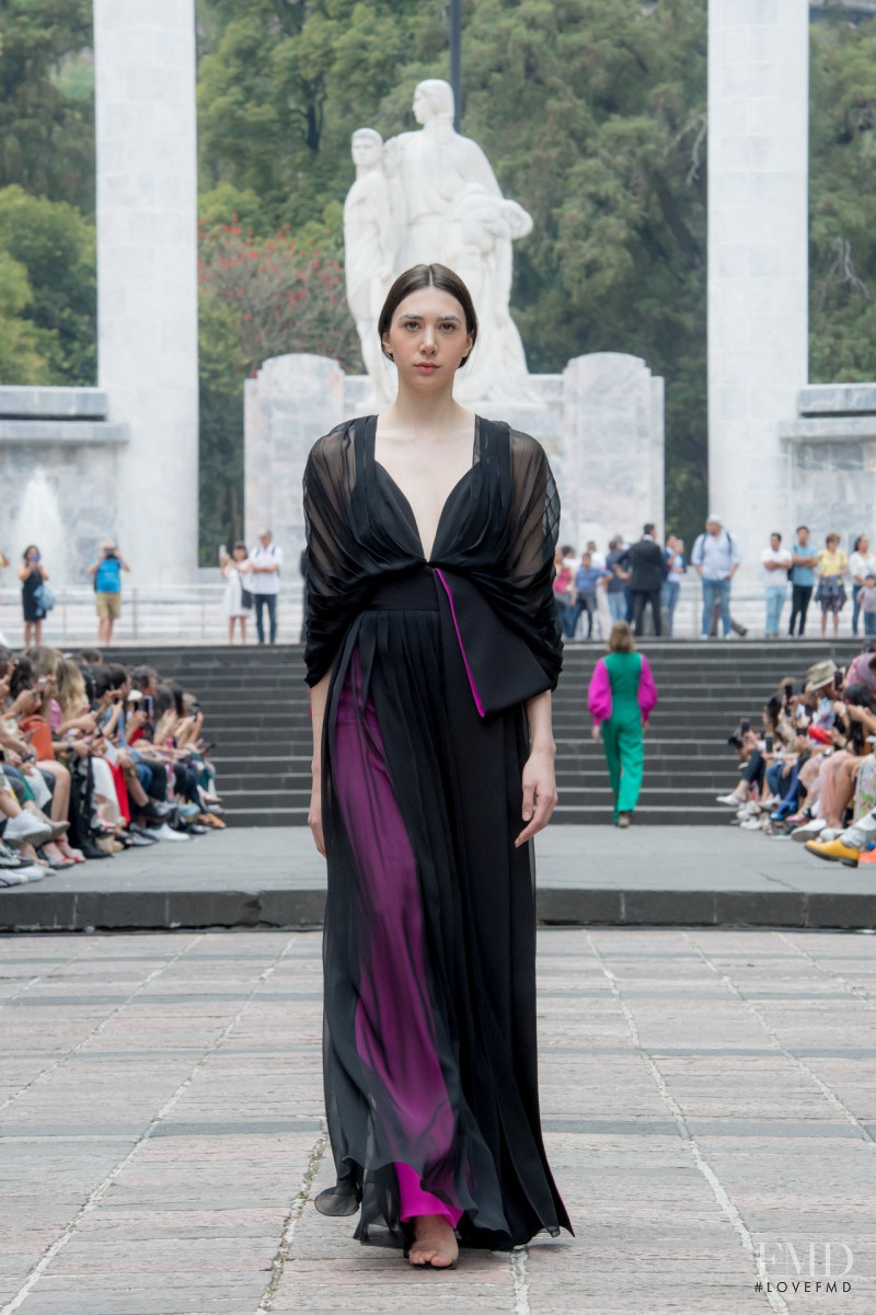 Cristina Torres featured in  the Kris Goyri fashion show for Autumn/Winter 2019