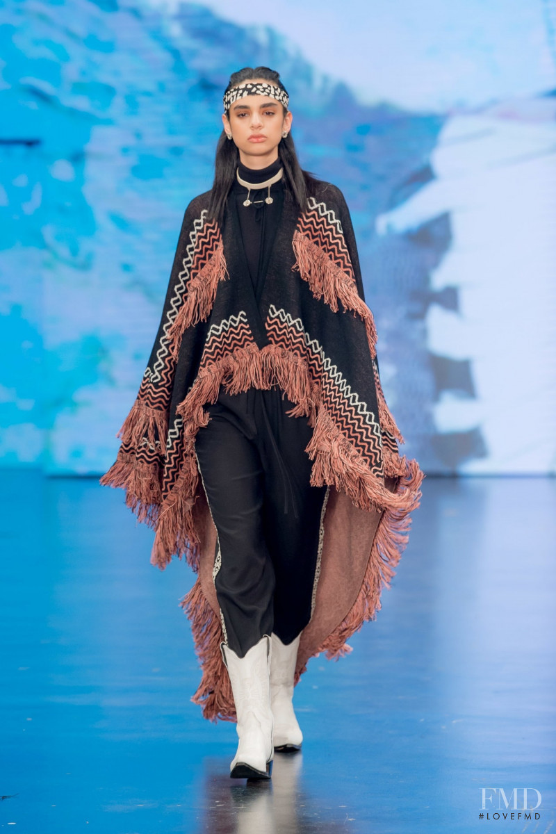 Isis Jimenez featured in  the Lydia Lavin fashion show for Autumn/Winter 2019