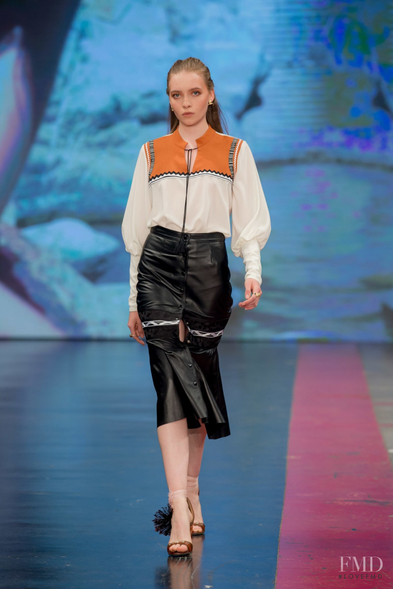 Nina Flores featured in  the Lydia Lavin fashion show for Autumn/Winter 2019