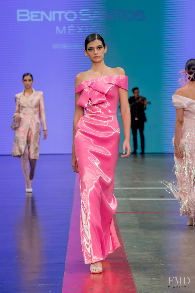 Estefania Sayavedra featured in  the Benito Santos fashion show for Autumn/Winter 2019