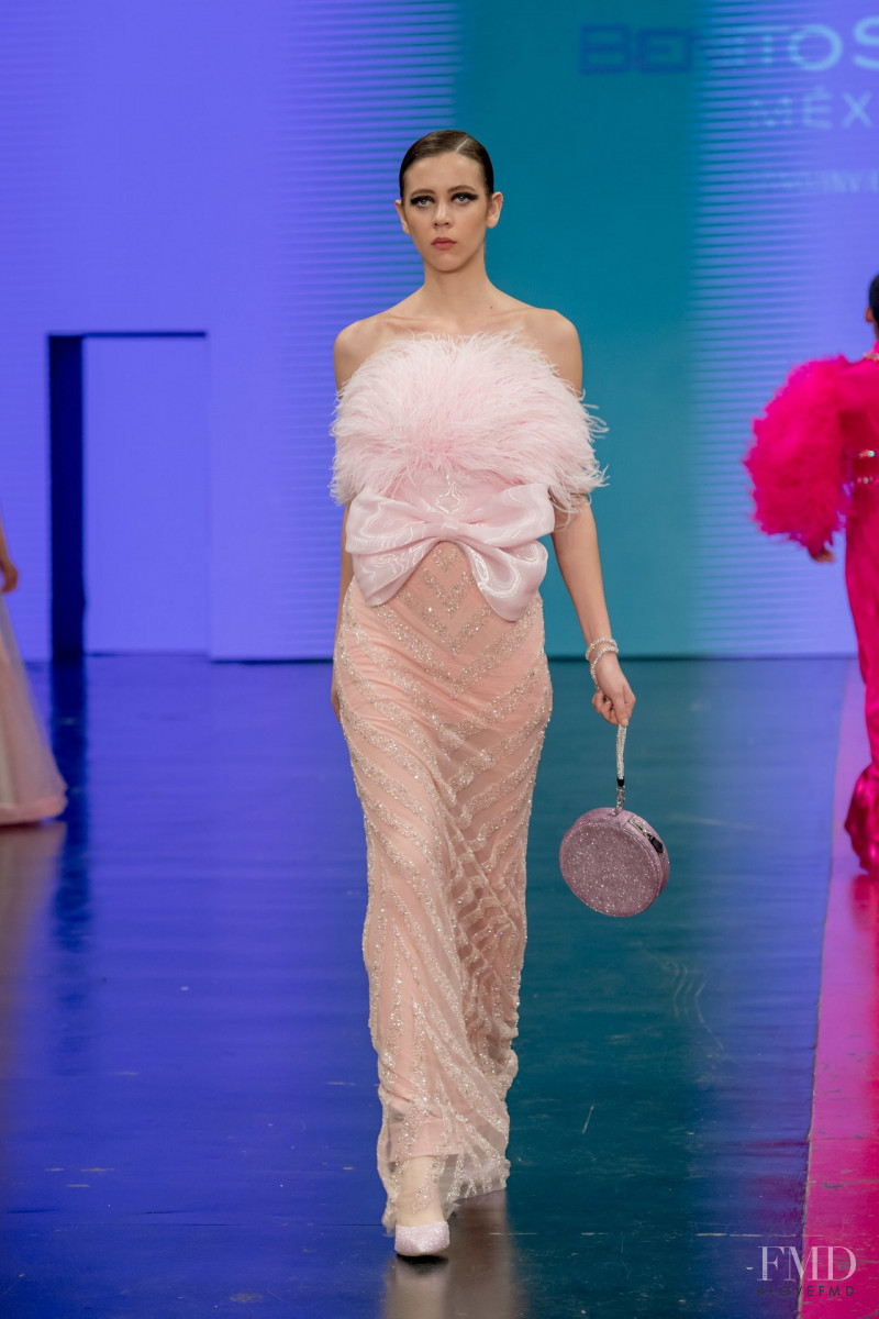 Sarah Cano featured in  the Benito Santos fashion show for Autumn/Winter 2019