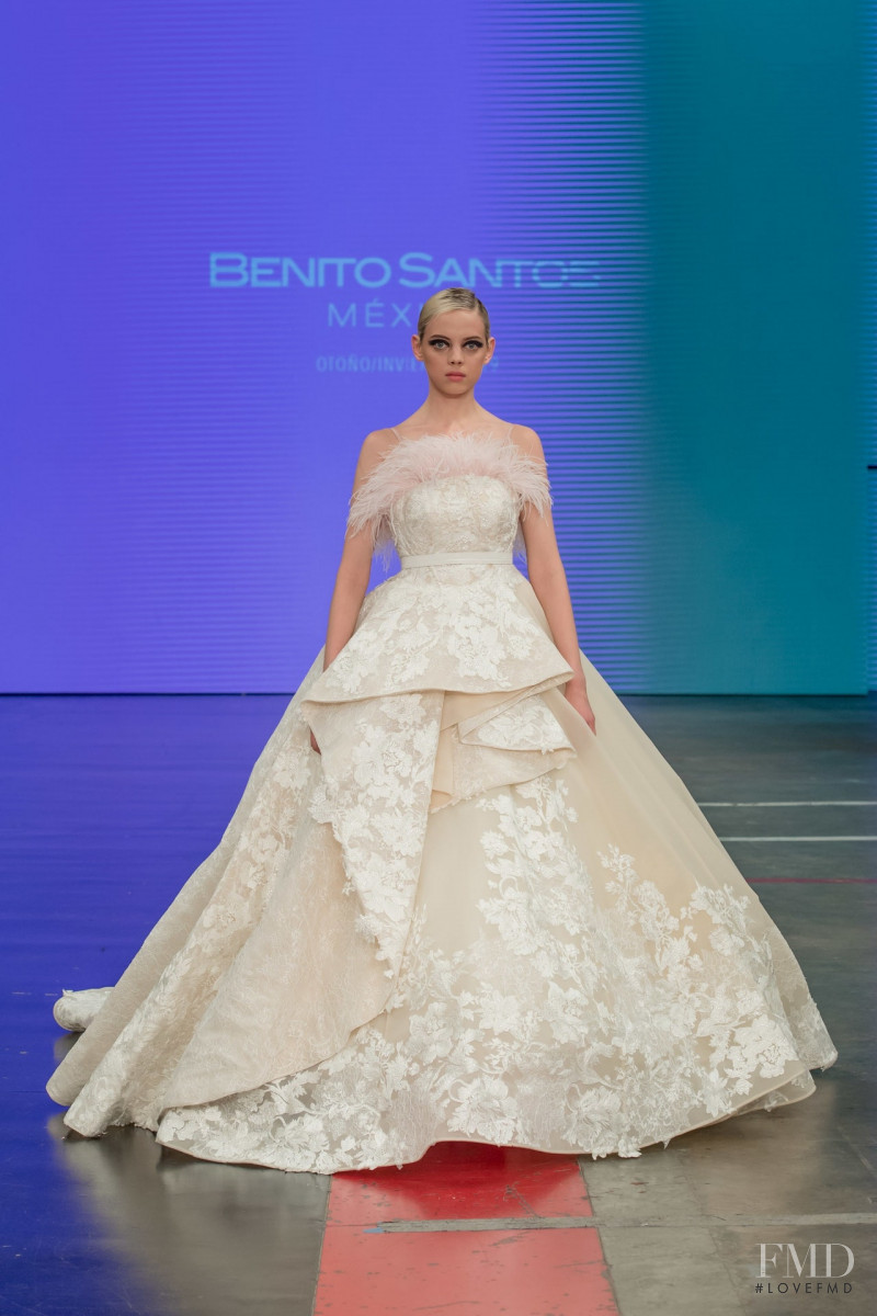 Mariana Zaragoza featured in  the Benito Santos fashion show for Autumn/Winter 2019