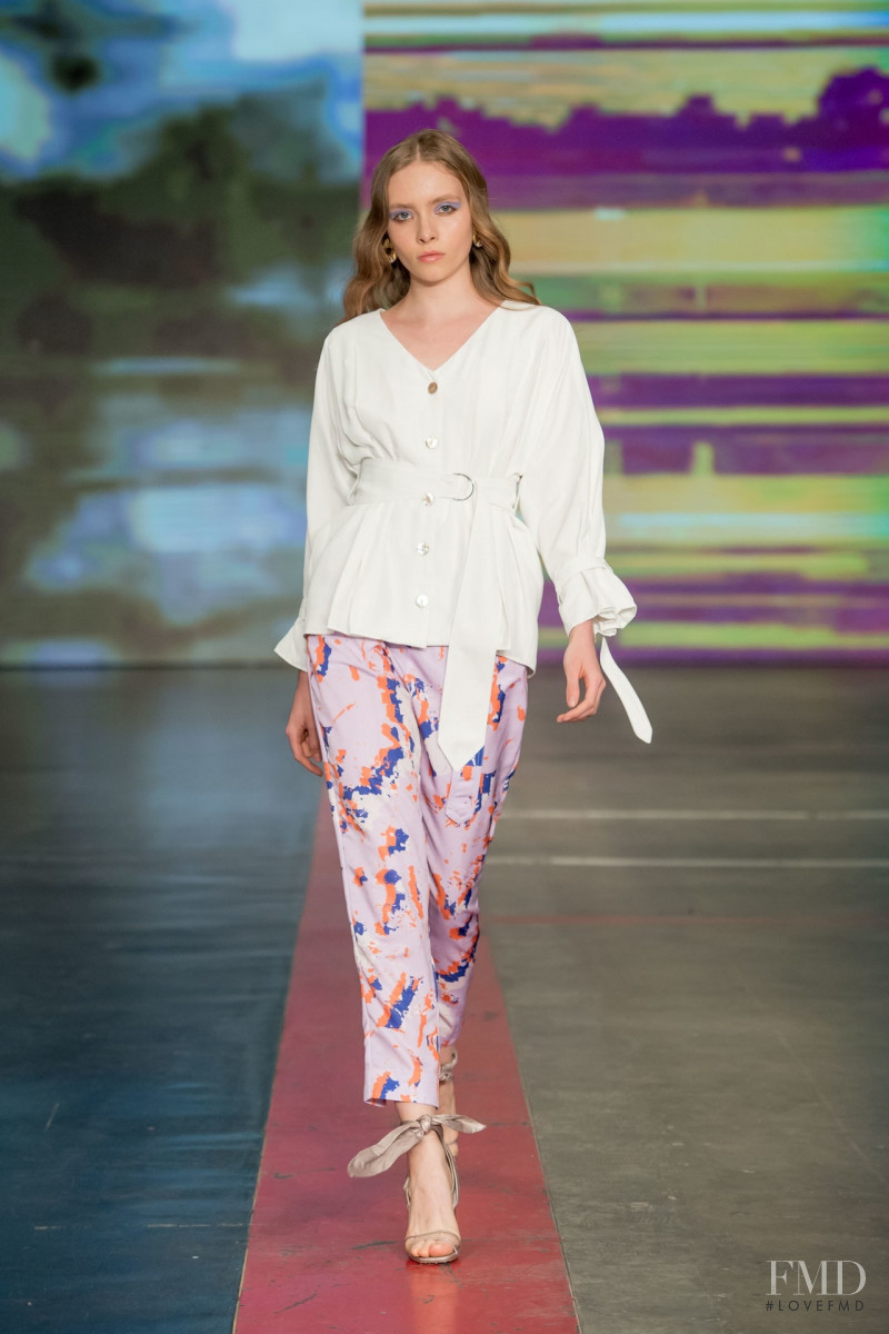 Nina Flores featured in  the Armando Takeda fashion show for Autumn/Winter 2019