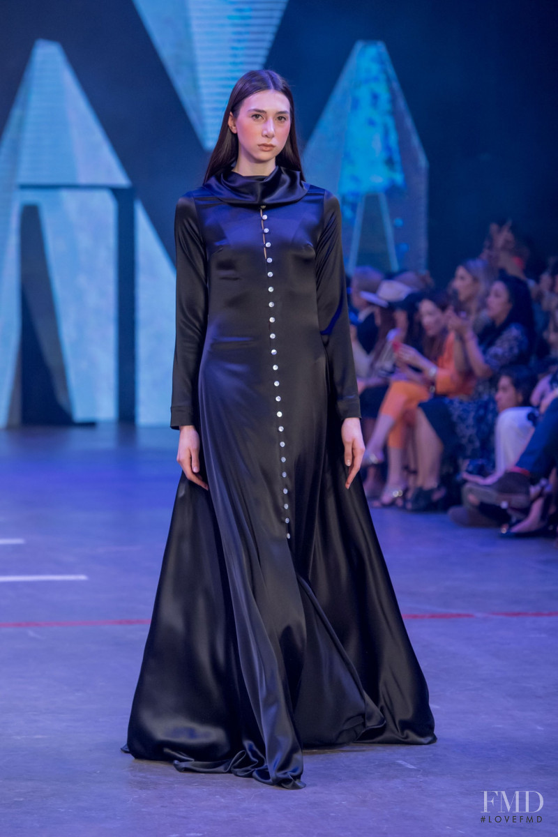 Cristina Torres featured in  the Lorena Saravia fashion show for Autumn/Winter 2019
