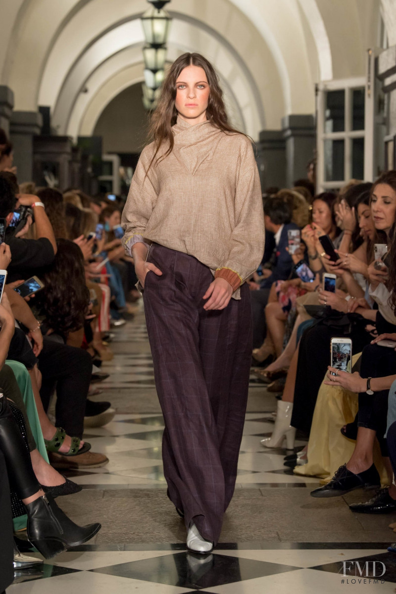 Una Zeivy featured in  the Sandra Weil fashion show for Autumn/Winter 2019