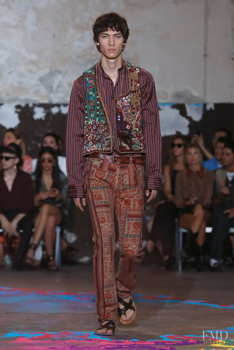 Eliot Moles Le Bailly featured in  the Etro fashion show for Spring/Summer 2020