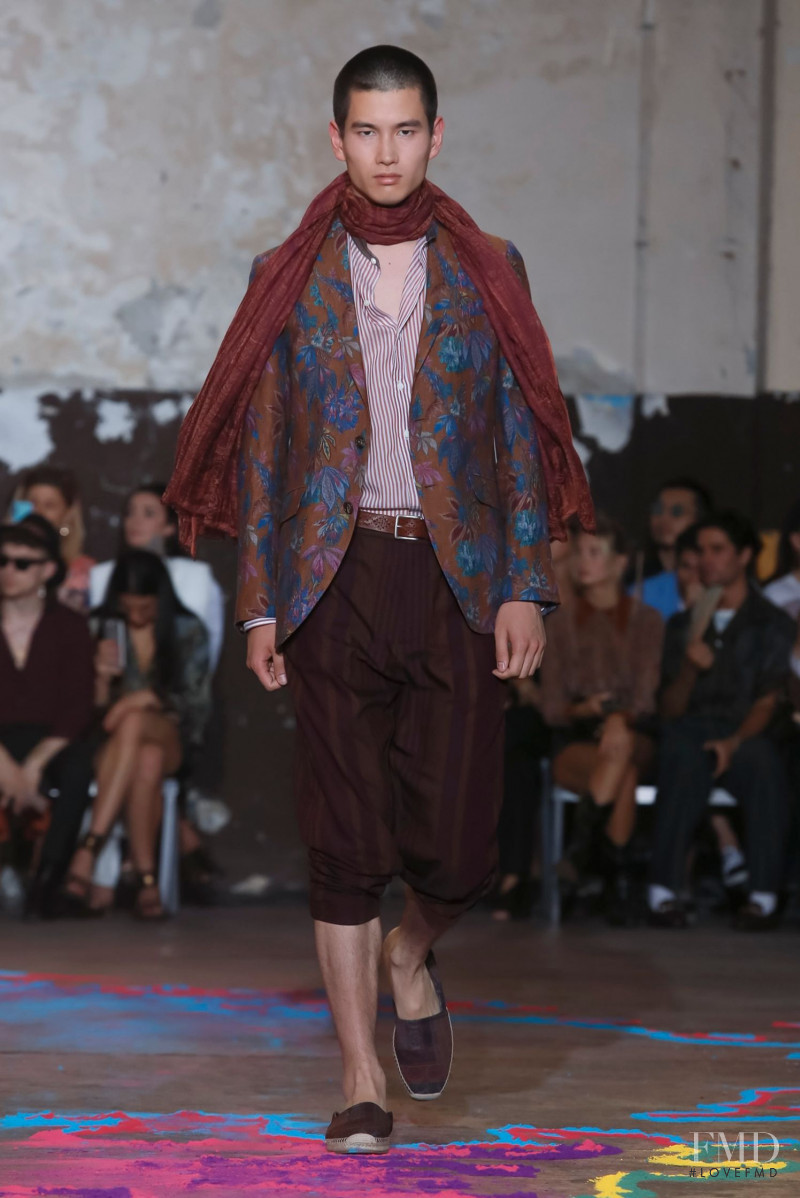 Etro fashion show for Spring/Summer 2020