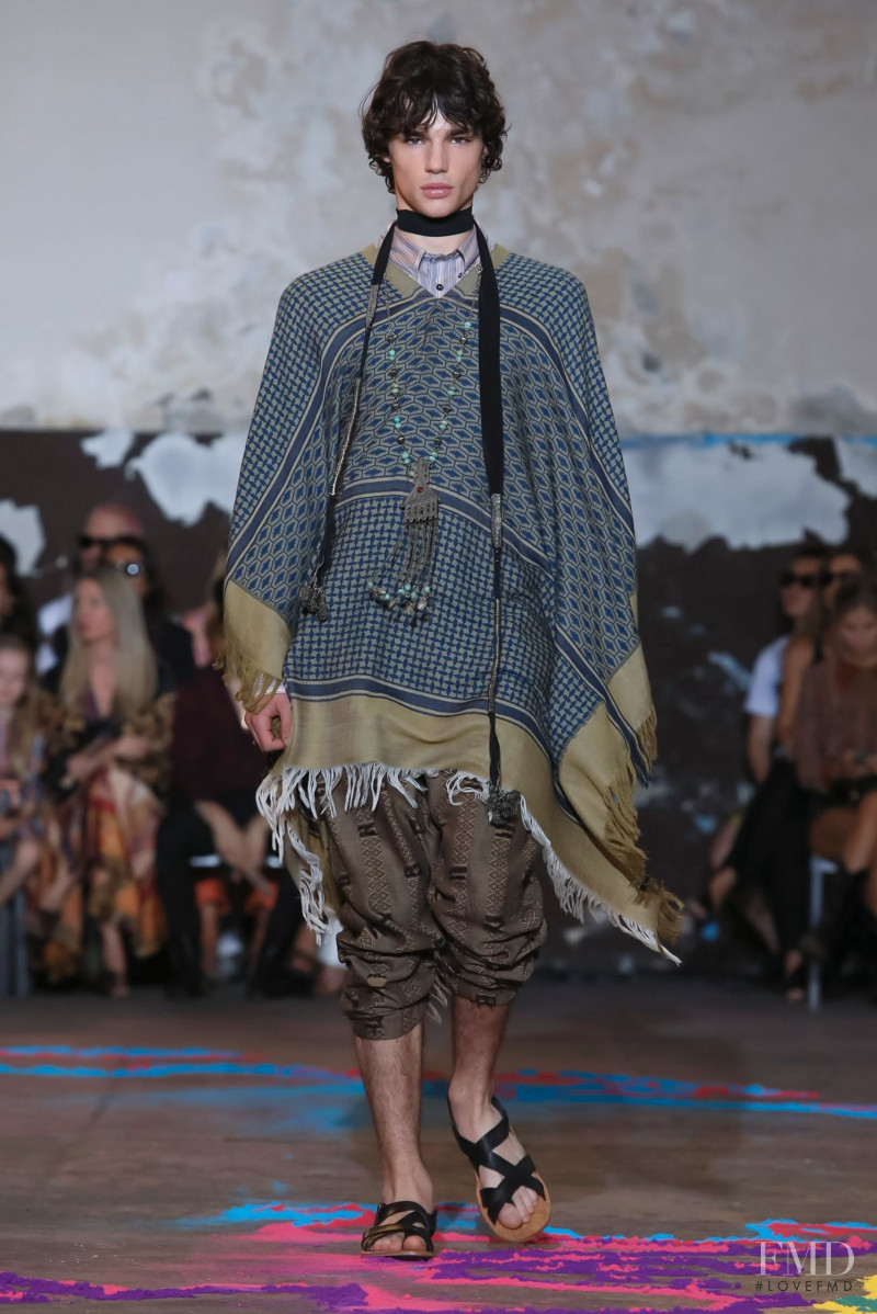 Fernando Lindez featured in  the Etro fashion show for Spring/Summer 2020