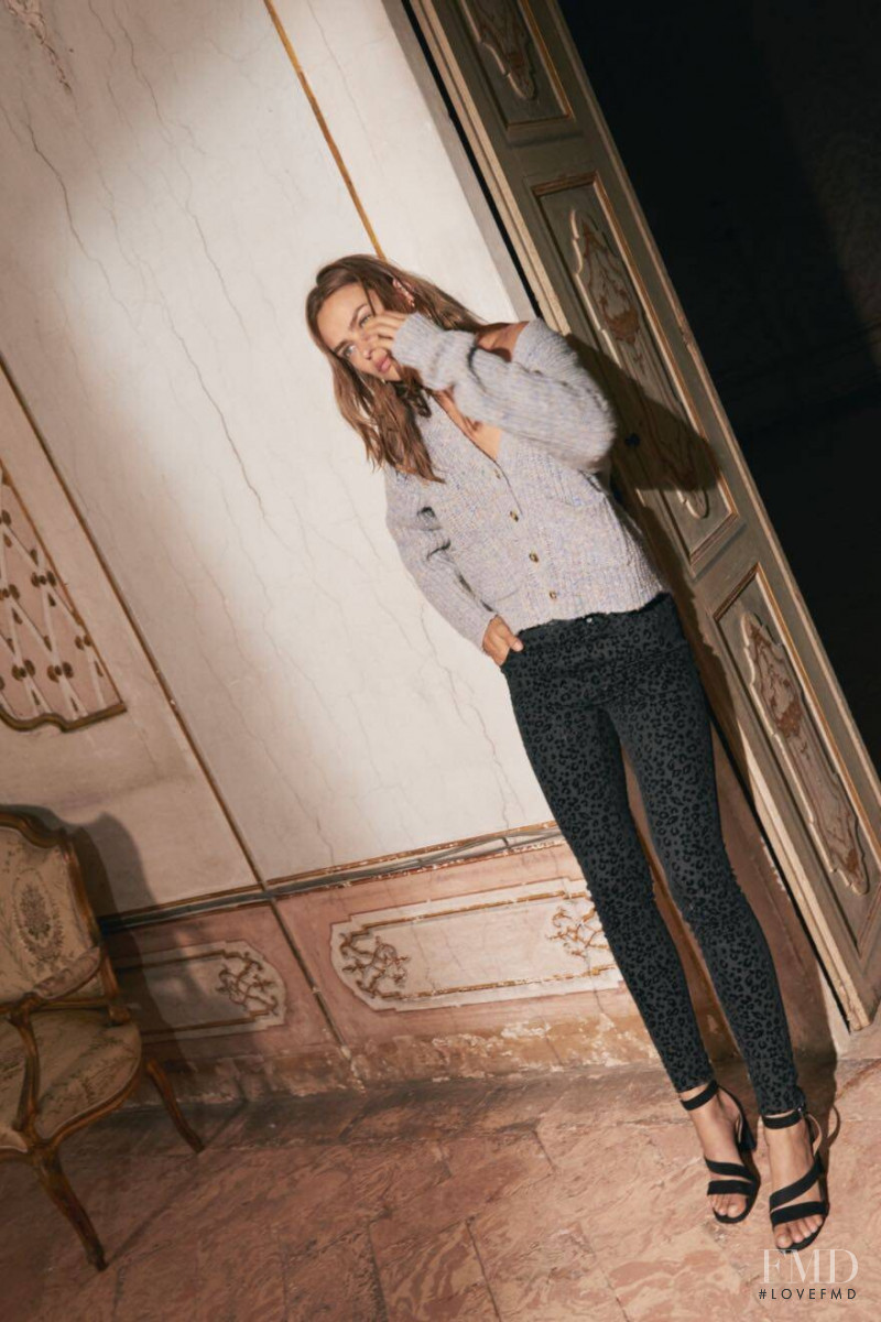 Birgit Kos featured in  the Madewell advertisement for Holiday 2019