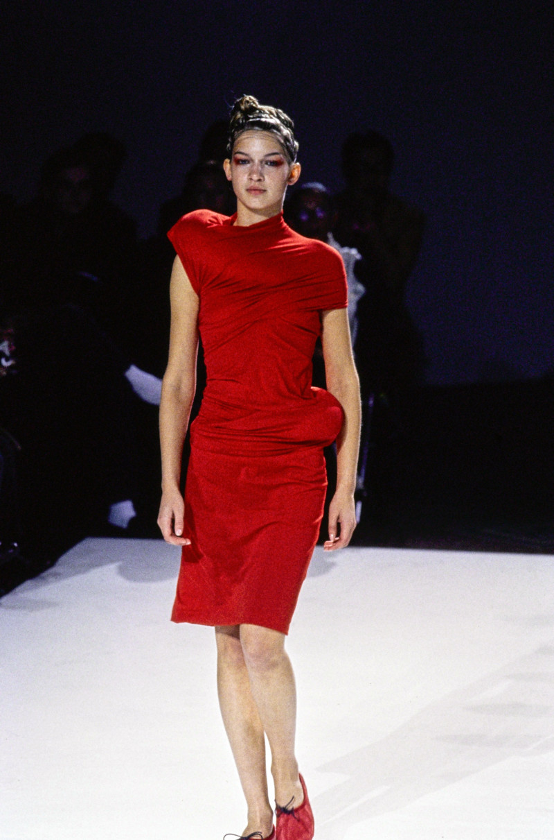 Comme Des Garcons fashion show for Spring/Summer 1997