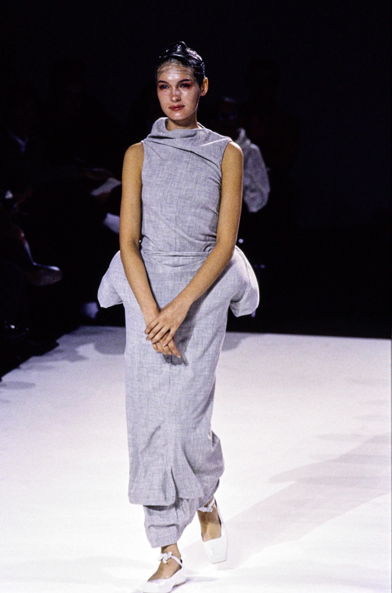 Comme Des Garcons fashion show for Spring/Summer 1997