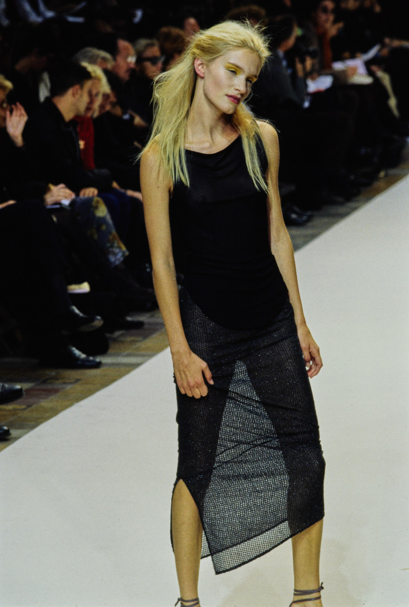 Cerruti fashion show for Spring/Summer 1997