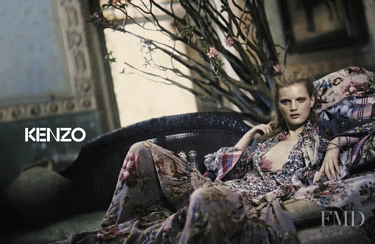 Guinevere van Seenus featured in  the Kenzo advertisement for Autumn/Winter 2005