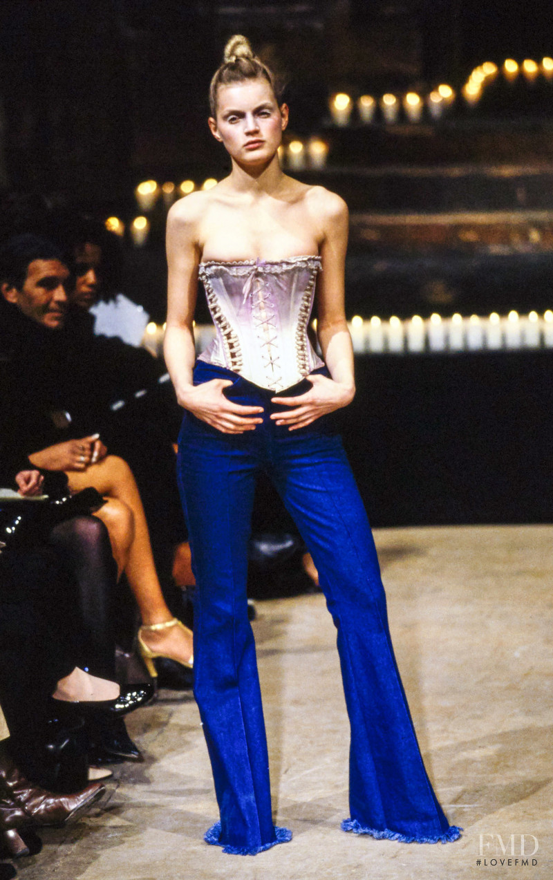 Guinevere van Seenus featured in  the Alexander McQueen fashion show for Autumn/Winter 1996