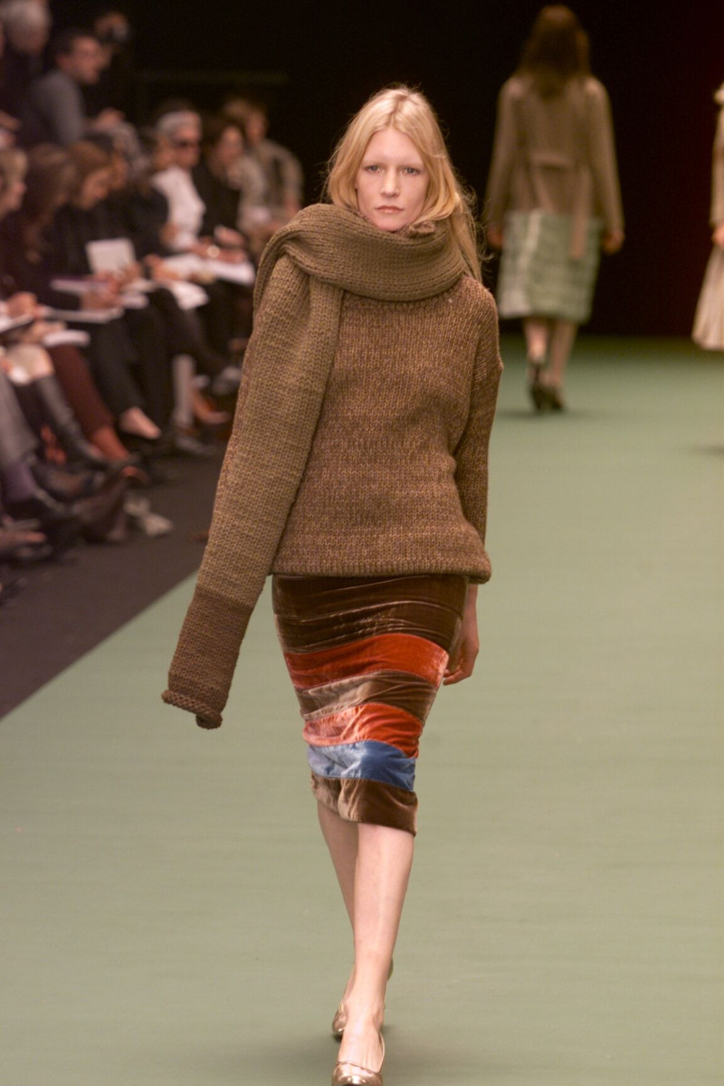 Dries van Noten fashion show for Autumn/Winter 2000