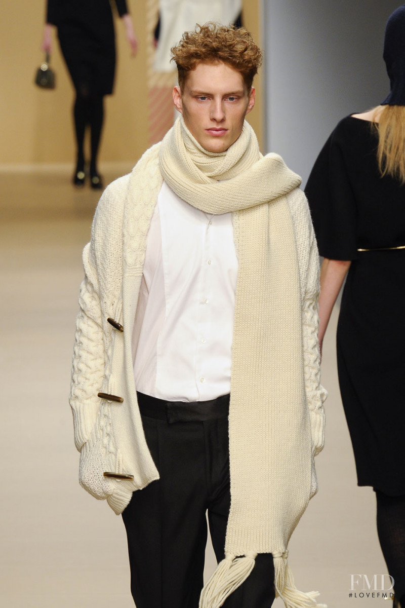 DAKS fashion show for Autumn/Winter 2011