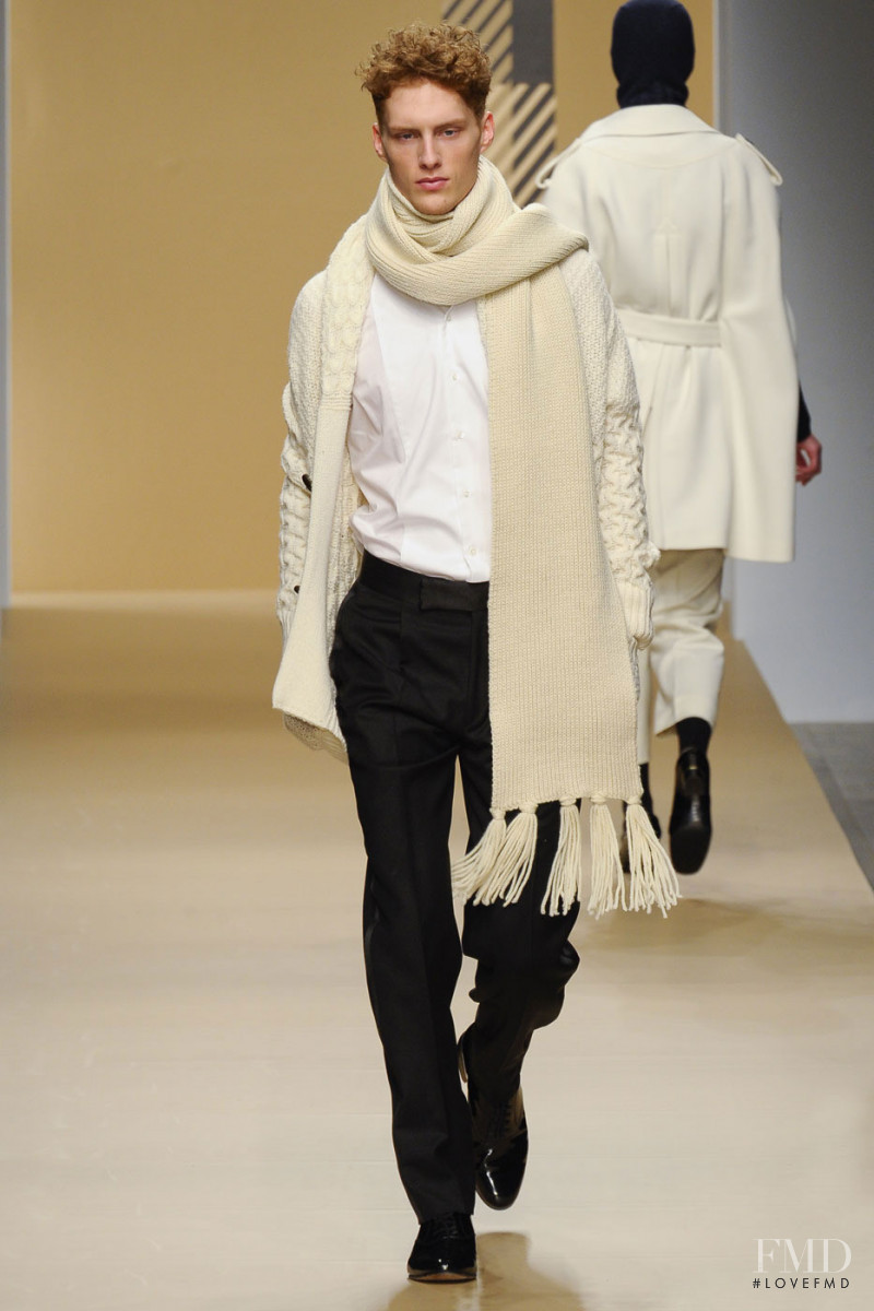 DAKS fashion show for Autumn/Winter 2011