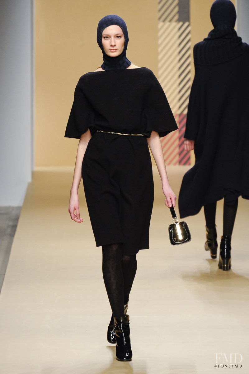 DAKS fashion show for Autumn/Winter 2011