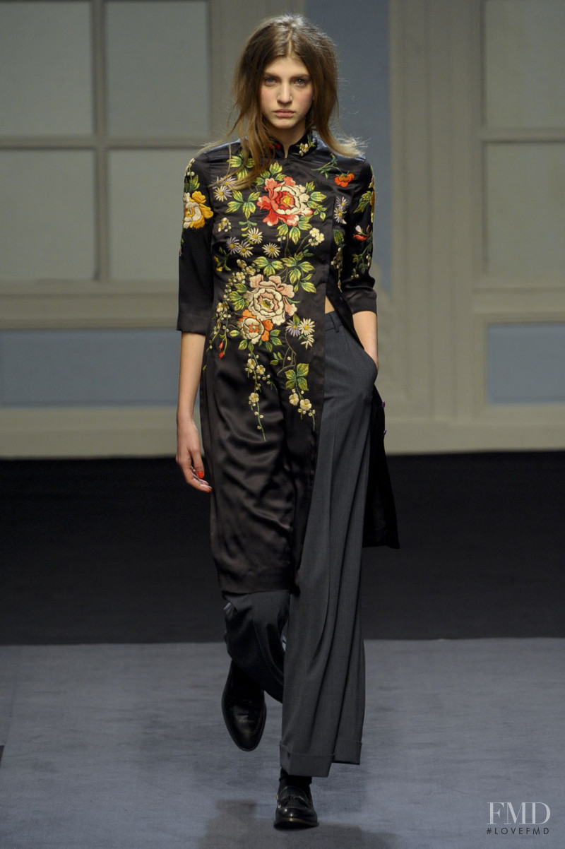 Caterina Ravaglia featured in  the Paul Smith fashion show for Autumn/Winter 2011