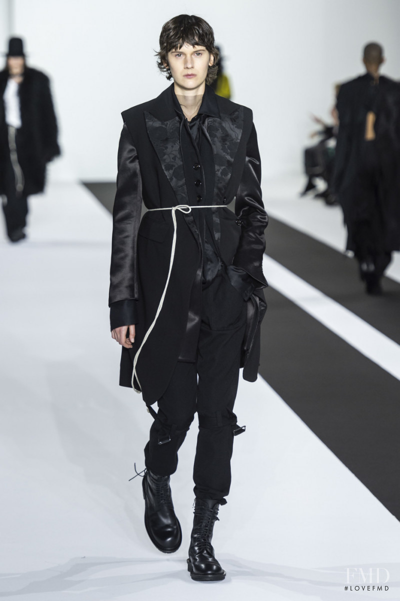 Ann Demeulemeester fashion show for Autumn/Winter 2019