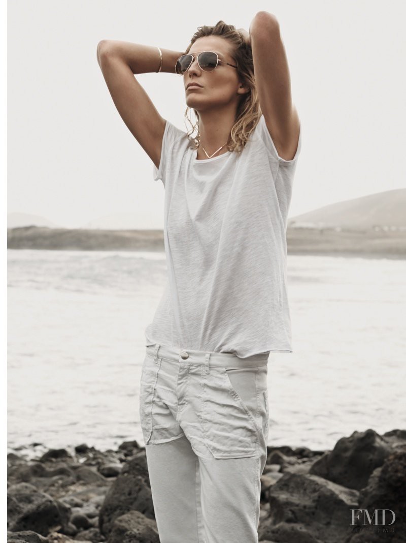 Daria Werbowy featured in  the Mango advertisement for Spring/Summer 2014