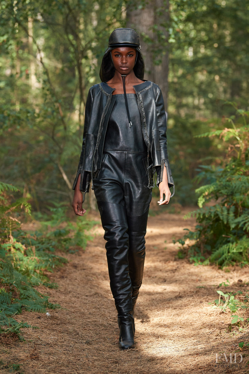 Leomie Anderson featured in  the Burberry fashion show for Spring/Summer 2021