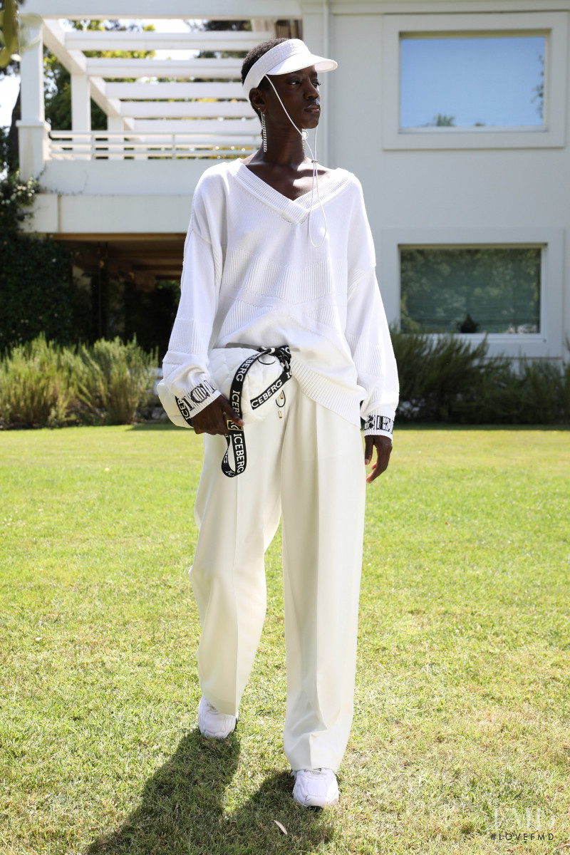 Iceberg lookbook for Spring/Summer 2021
