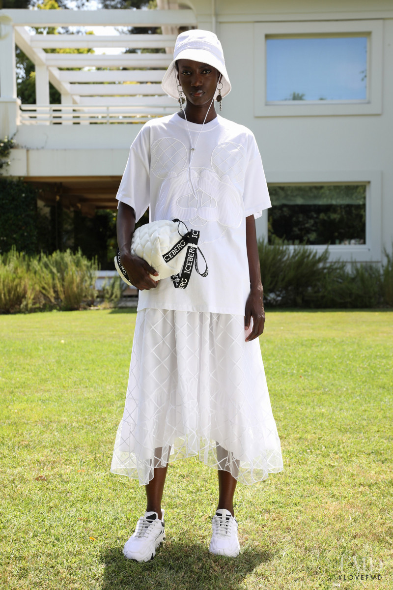 Iceberg lookbook for Spring/Summer 2021