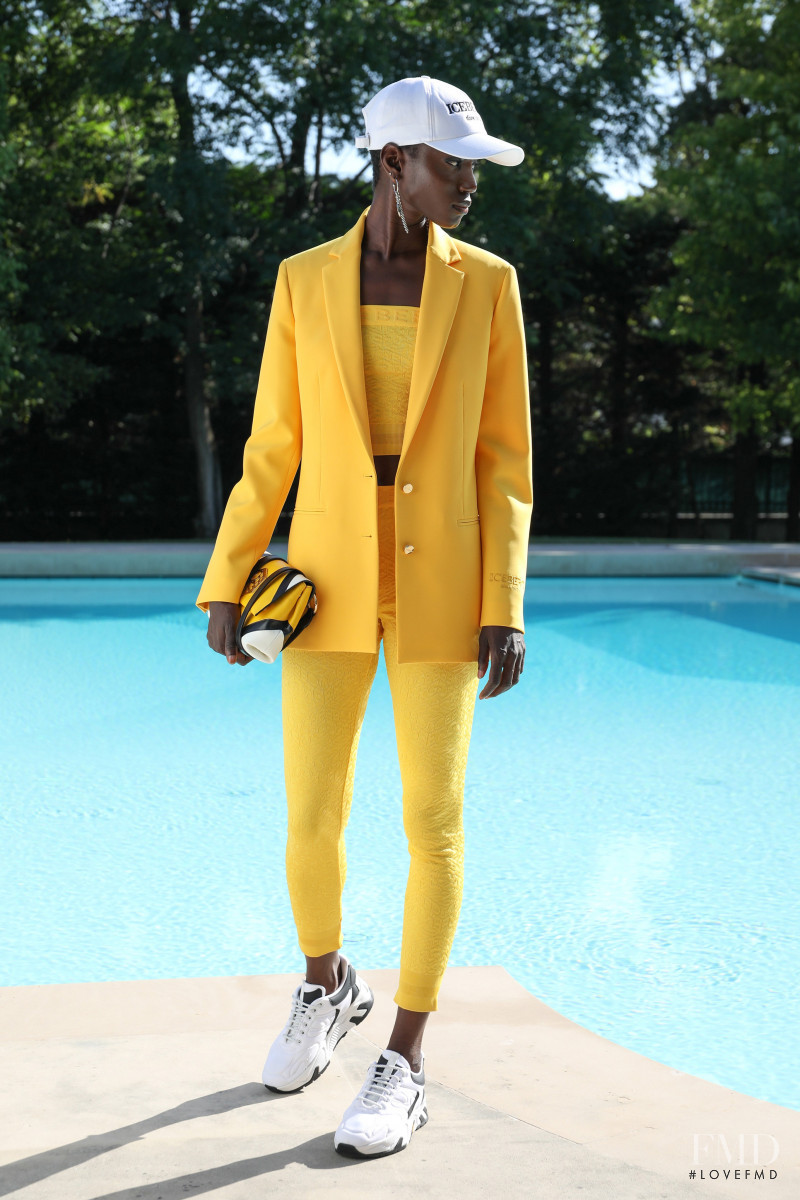 Iceberg lookbook for Spring/Summer 2021