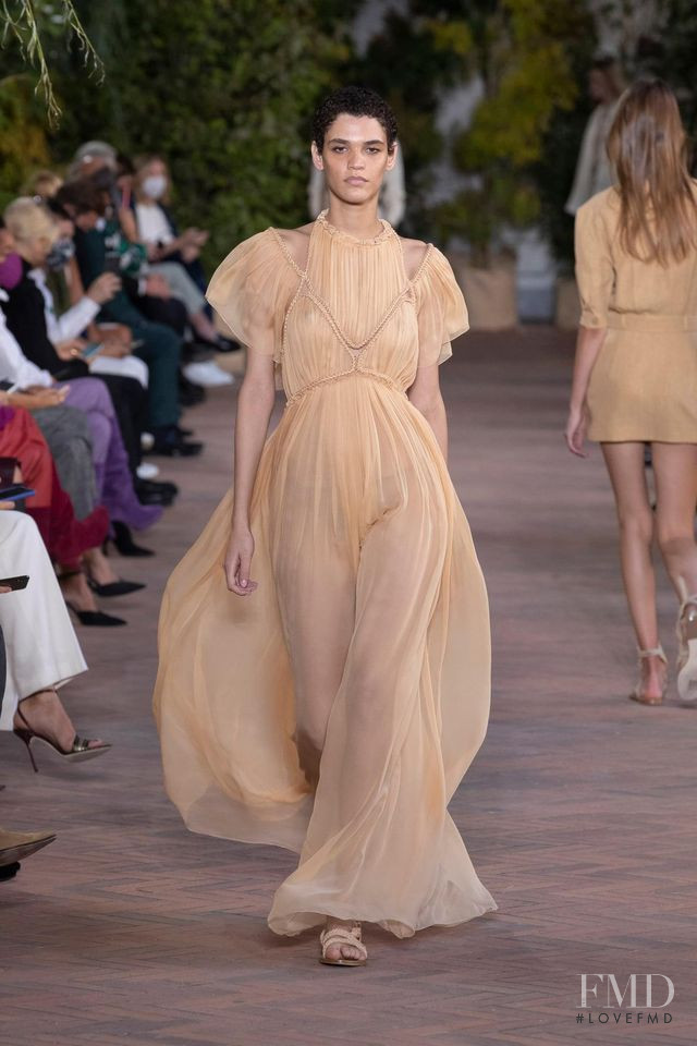 Alberta Ferretti fashion show for Spring/Summer 2021