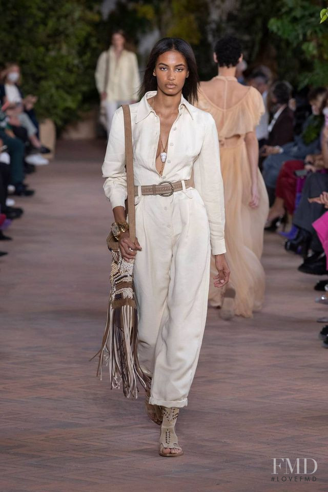 Alberta Ferretti fashion show for Spring/Summer 2021