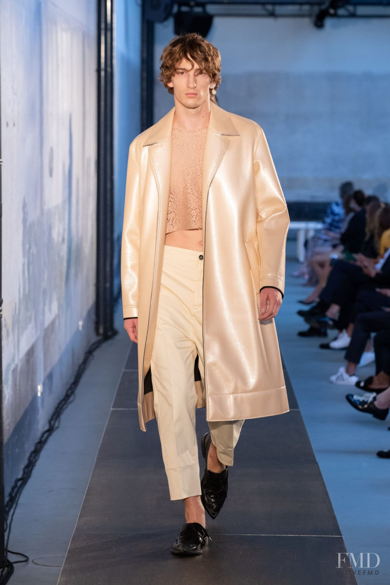 Ivan Sudati featured in  the N° 21 fashion show for Spring/Summer 2021