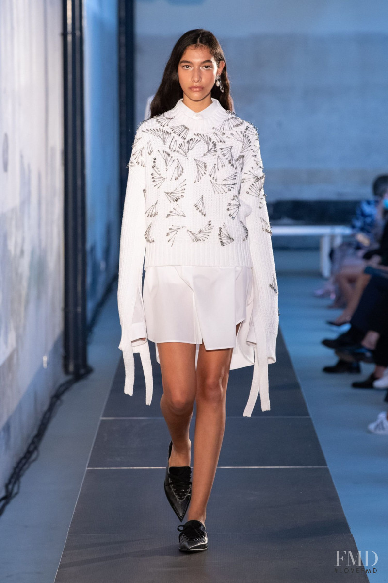 N° 21 fashion show for Spring/Summer 2021