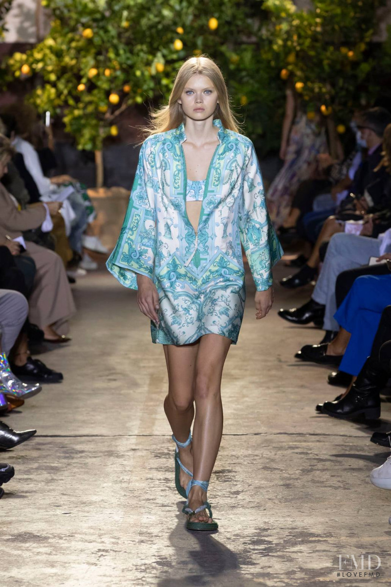 Evie Harris featured in  the Etro fashion show for Spring/Summer 2021