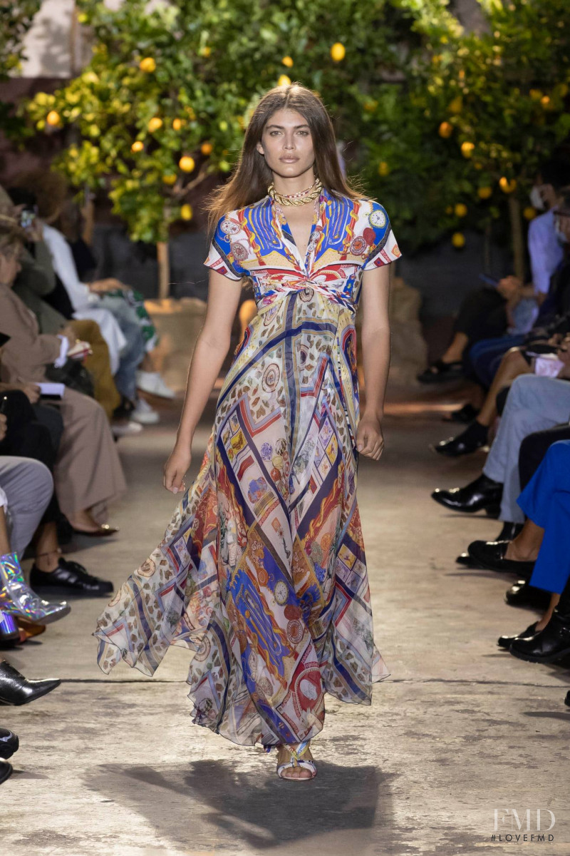 Etro fashion show for Spring/Summer 2021
