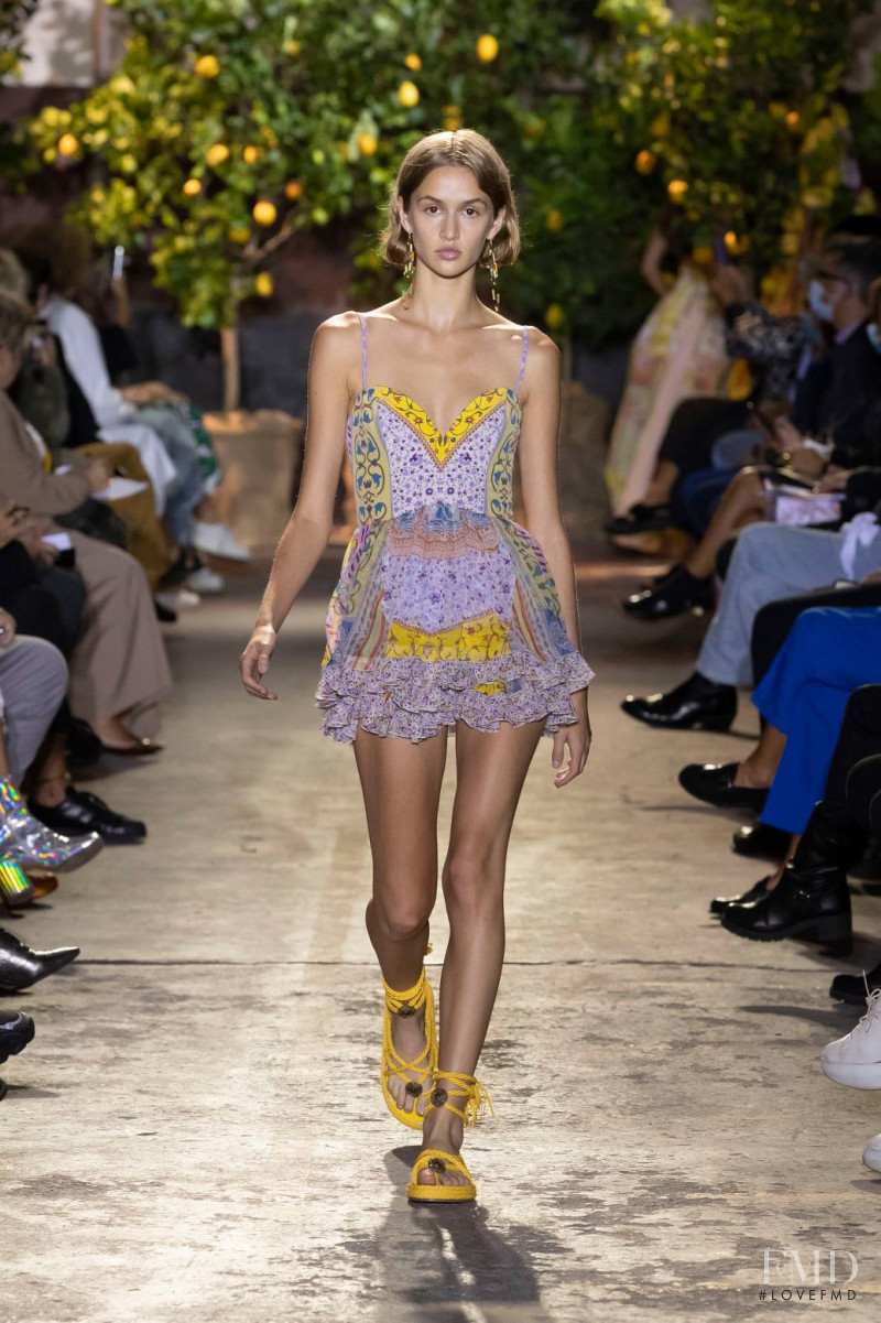 Quinn Elin Mora featured in  the Etro fashion show for Spring/Summer 2021