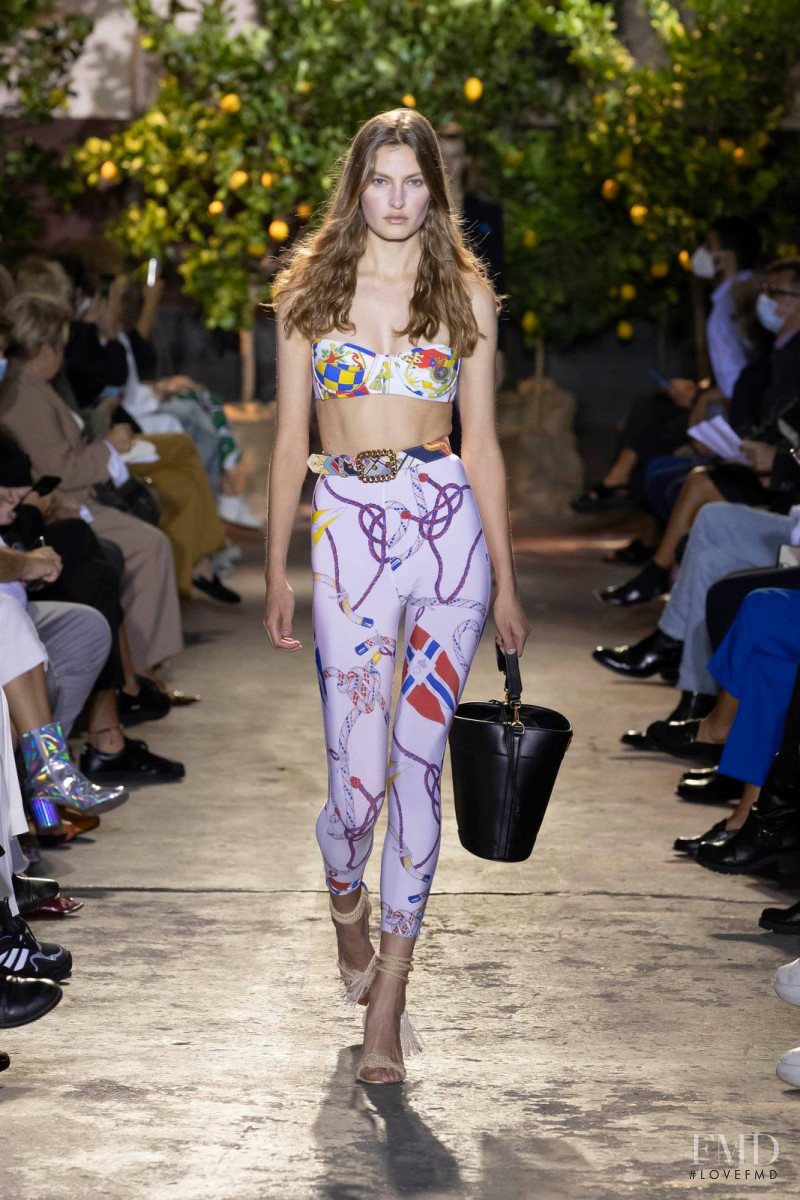 Felice Noordhoff featured in  the Etro fashion show for Spring/Summer 2021