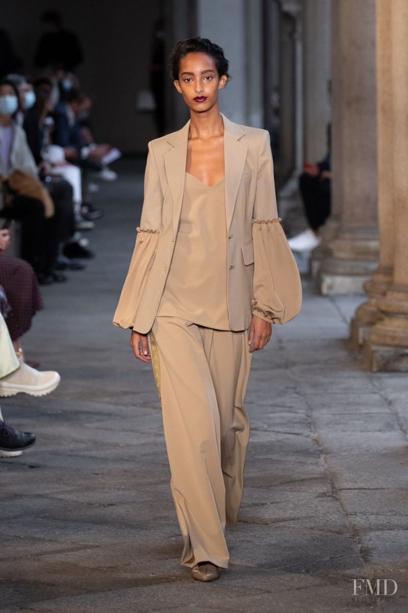 Max Mara fashion show for Spring/Summer 2021