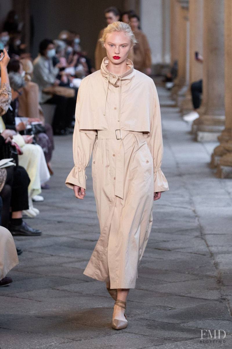 Max Mara fashion show for Spring/Summer 2021