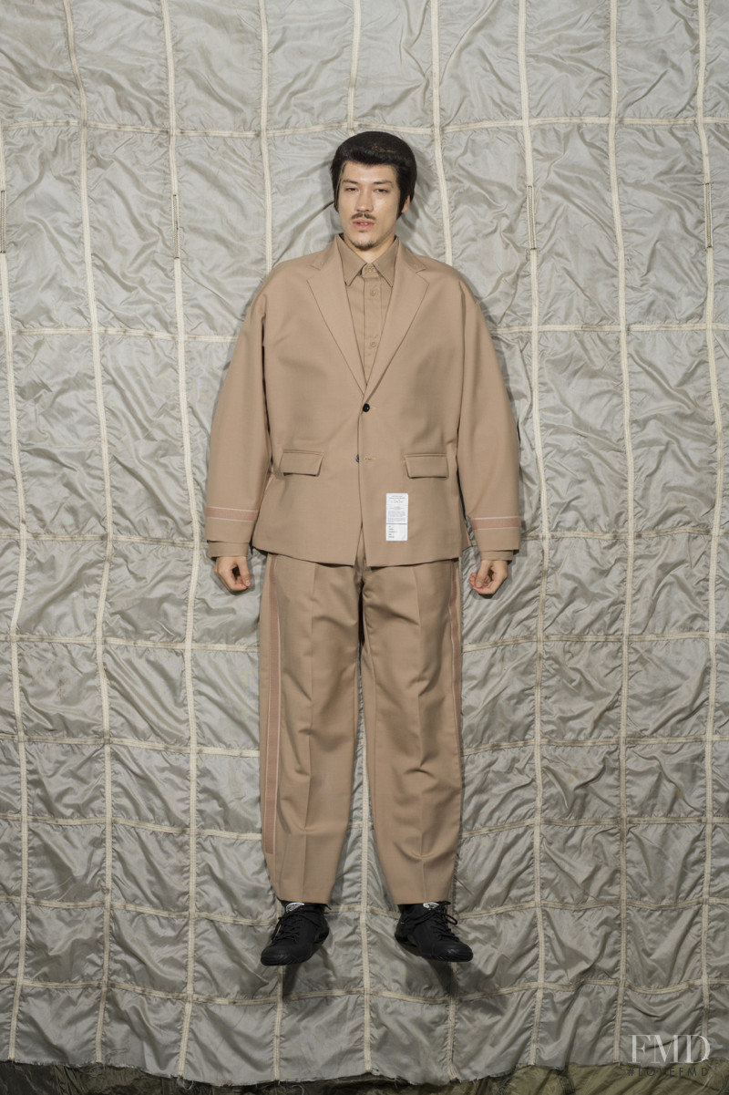 N-Hoolywood lookbook for Spring/Summer 2021