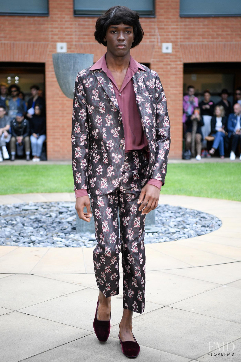 Edward Crutchley fashion show for Spring/Summer 2020