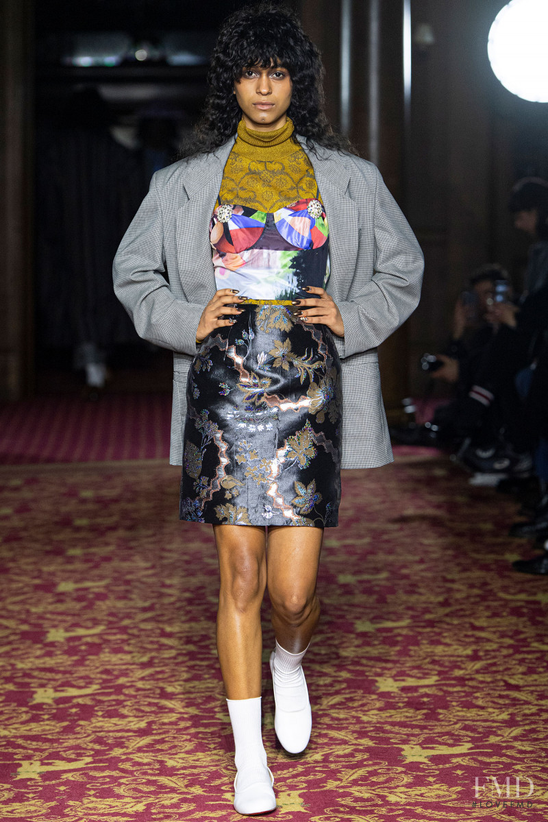 Edward Crutchley fashion show for Spring/Summer 2022