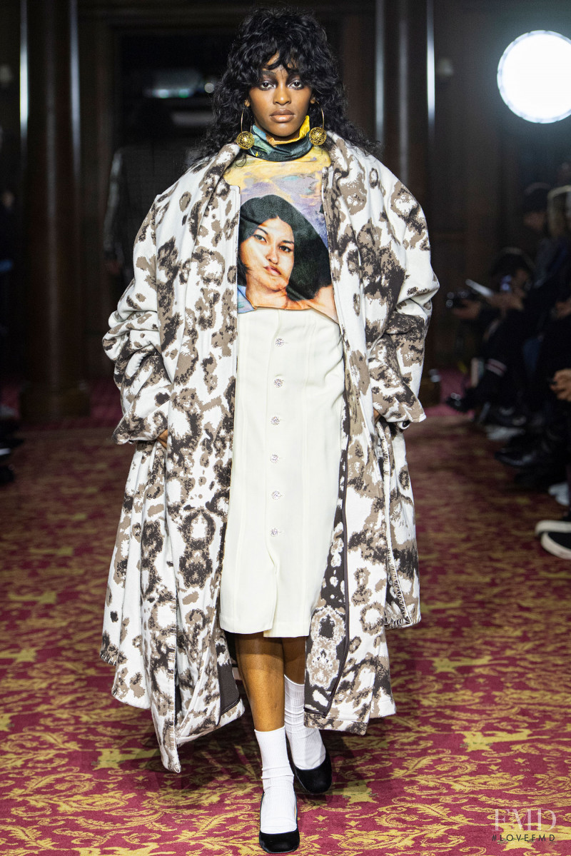 Edward Crutchley fashion show for Spring/Summer 2022