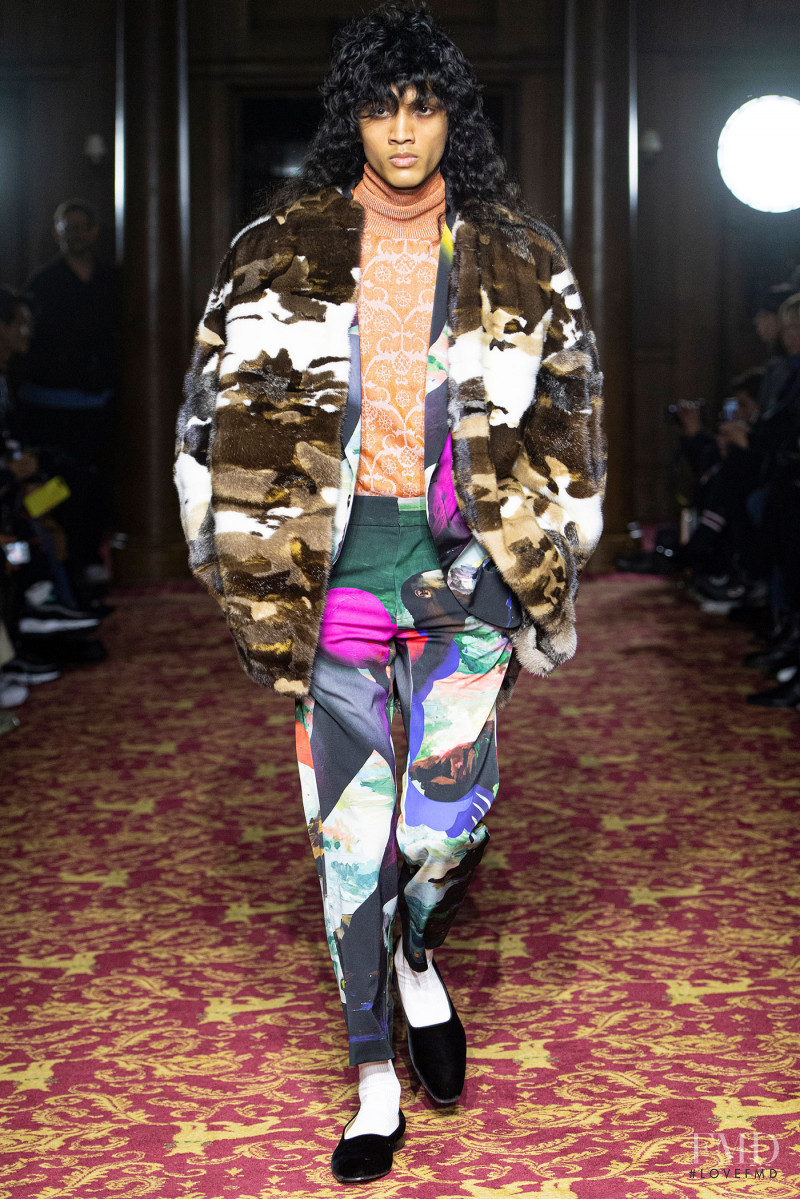 Edward Crutchley fashion show for Spring/Summer 2022